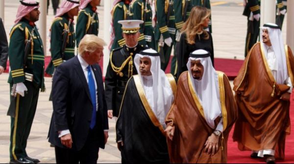 PresidentTrump-formally-greeted-in SaudiArabia_video