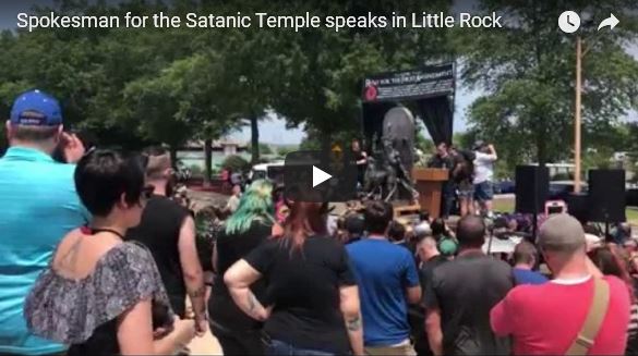 Spokesman for the Satanic Temple speaks in Little Rock_video
